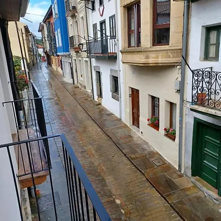 En El Casco Historico De * Plentzia